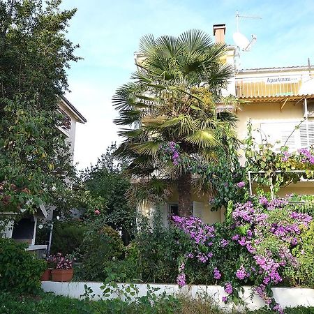 Apartments Miriam Srima Vodice Exterior foto