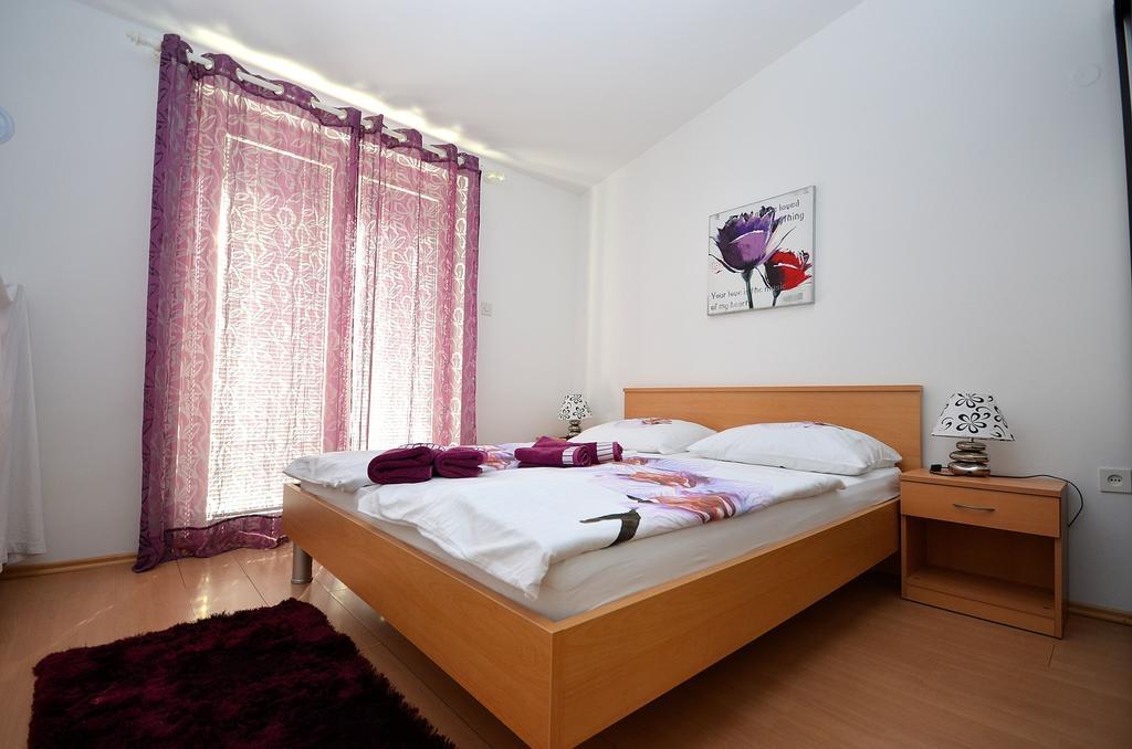 Apartments Miriam Srima Vodice Exterior foto